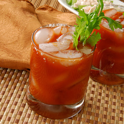 https://cdn3.foodviva.com/static-content/food-images/cocktail-recipes/homemade-bloody-mary-recipe/homemade-bloody-mary-recipe-250.jpg