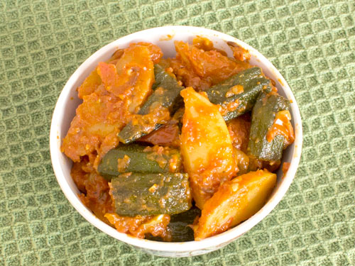 How to Make Dry Aloo Bhindi