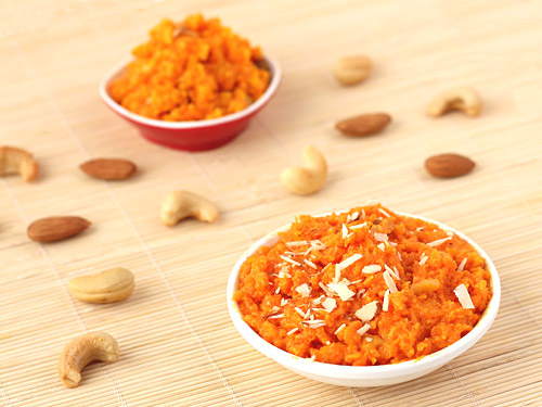 Gajar Halwa with Milk and Dry Fruits