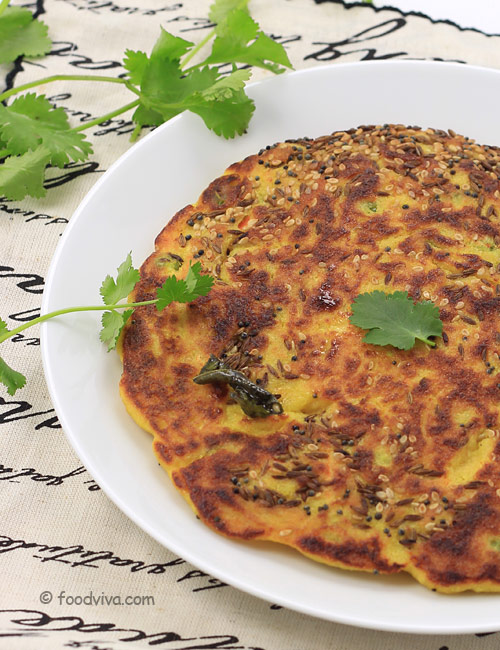 Gujarati Handvo Recipe using a Pan