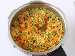 Paulo Rice Vegetable Pulao Recipe - Make Best Indian Mixed Vegetable Rice Pulav