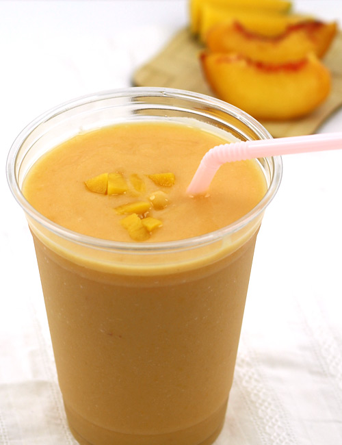 Peach Mango Smoothie Recipe - Low Fat Smoothie with Vanilla Yogurt