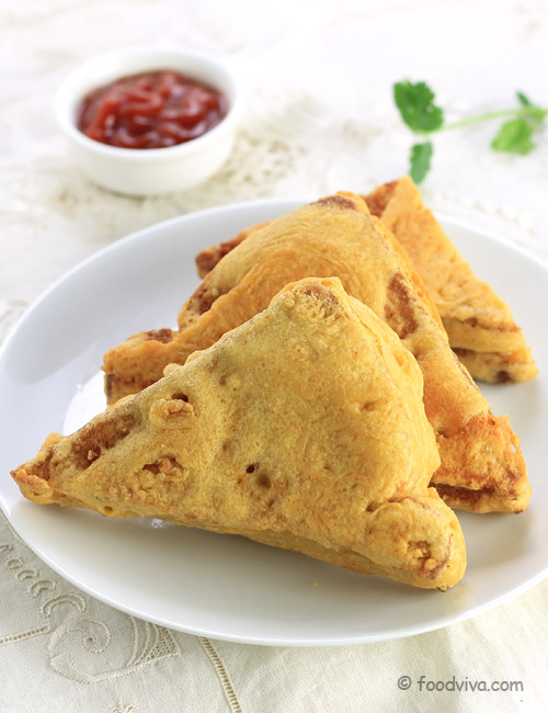 Bread Pakora Recipe With Spicy Mashed Potato Stuffing - Bread Pakoda