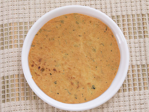 Gujarati Methi na Khakhra Snack